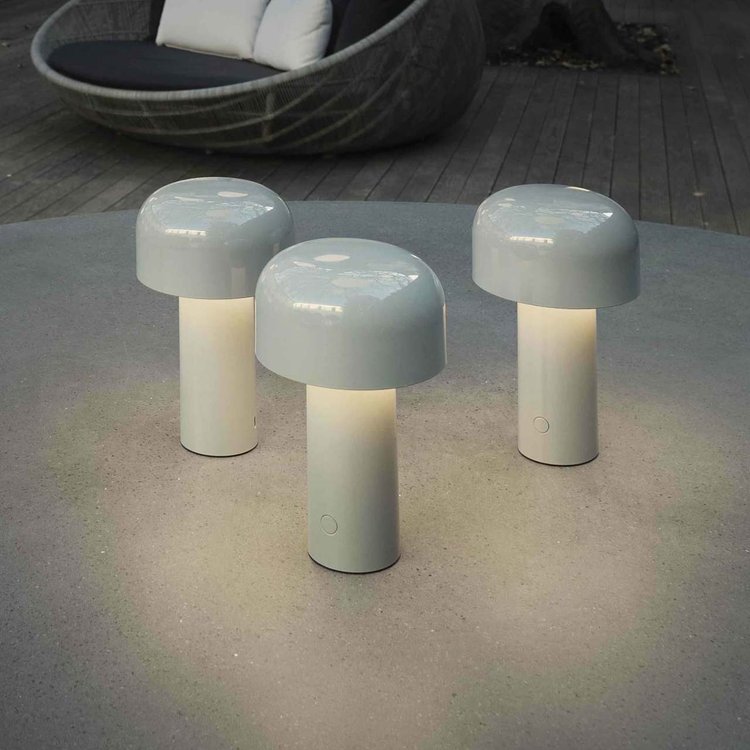 Agari Pilz Tischlampe Seitenansicht modernes Design kabellose dimmbare Lampe